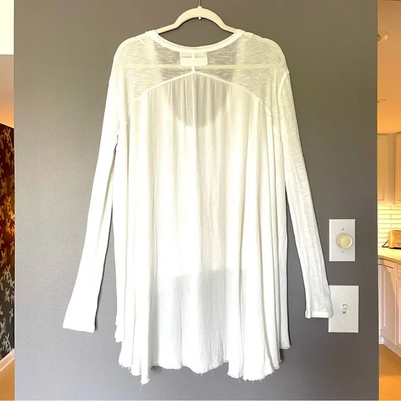 Free People We The Free White High Low Henley Tunic In White Size S EUC - Picture 2 of 9